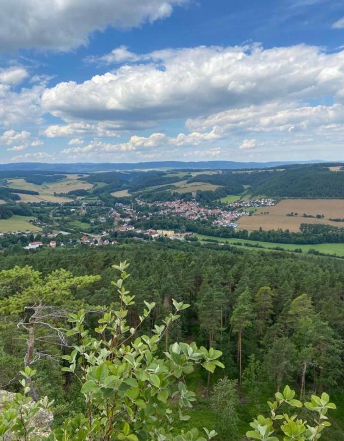 Ferienwohnung Am Tor Zum Thueringer Wald 플라우에 외부 사진